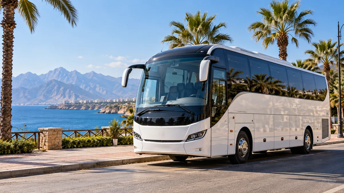 Mid-size Coach